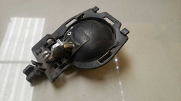 MAÇANETA INTERNA DIREITA CITROEN C3 2008 A 2013 DIANTEIRA/TRASEIRA