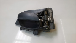Maçaneta Interna Esquerda Peugeot 206/207 2007 A 2015 (3) Dianteira/traseira
