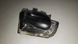 MAÇANETA INTERNA ESQUERDA PEUGEOT 206/207 2007 A 2015 (2) DIANTEIRA/TRASEIRA