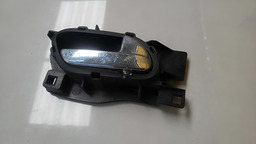 Maçaneta Interna Direita Peugeot 208 2014 A 2018 (2) Dianteira/traseira