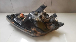 FAROL DIREITO FORD ECOSPORT 2011 2012 COM DETALHE