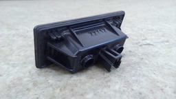 LUZ PLACA AUDI A3 / A4 / A5 / A6 3.0 TFSI  2012 A 2016