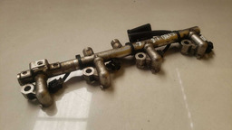 FLAUTA COMBUSTÍVEL MERCEDES C180 CGI TURBO 2008 A 2012 (2)