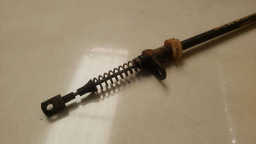 CABO FREIO MÃO TRASEIRO ESQUERDO MERCEDES C180 2011