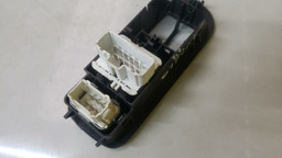 COMANDO VIDRO DIANTEIRO ESQUERDO RENAULT SANDERO 2014 2015