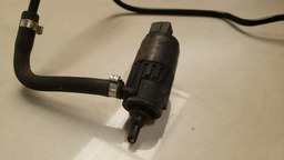 BOMBA RESERVATÓRIO ÁGUA PARABRISA FIAT STILO 2003 A 2011