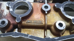 TAMPA VÁLVULA LADO D. LAND ROVER FREELANDER 1 2.5 V6 2005