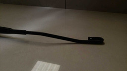 BRAÇO LIMPADOR ESQUERDO RENAULT DUSTER 2014