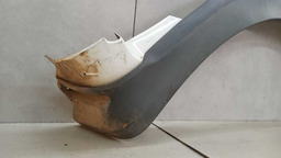 MOLDURA RODA DIANTEIRA DIREITA RENAULT DUSTER 2014