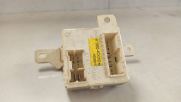 Módulo Caixa Reles Kia Carnival 2008