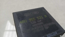 MÓDULO RELÉ LIMPADOR PARABRISA AUDI A3 2001