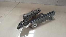 BRAÇO CAPÔ LADO ESQUERDO BMW 328I 2014