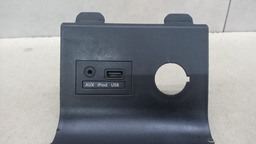 MOLDURA CENTRAL USB HYUNDAI HB20 2013