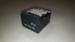 ENTRADA AUXILIAR USB KIA CERATO 2011 2012 2013 961301M100