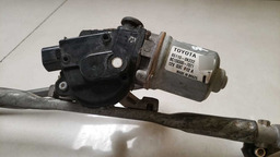 MAQUINA LIMPADOR PARABRISA HILUX 2017 A 2020 851100K222