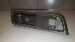 MOLDURA BOTÃO TRASEIRO DIREITO COBALT 2015 A 2019