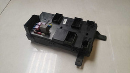 CAIXA FUSÍVEL KIA CARNIVAL 3.8 V6 2008 919584D220