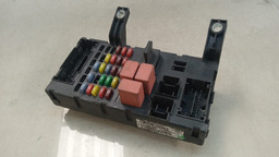 CAIXA FUSÍVEL FIAT PALIO 1.8 E-TORQ 2012 - 2018 (4)