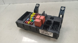 CAIXA FUSÍVEL FIAT PALIO 1.8 E-TORQ 2012 - 2018 (3)