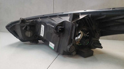 FAROL DIREITO HYUNDAI HB20 2014 A 2018 COM DETALHE