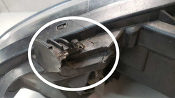 FAROL DIREITO HYUNDAI HB20 2014 A 2018 COM DETALHE