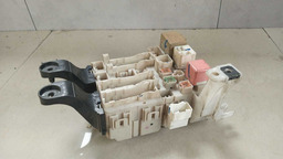 CAIXA FUSÍVEL TOYOTA COROLLA 1.8 2.0 2009 - 2015 (2)