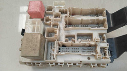 CAIXA FUSÍVEL TOYOTA COROLLA 1.8 2.0 2009 - 2015 (4)