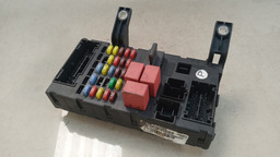 CAIXA FUSÍVEL FIAT PALIO 1.8 E-TORQ 2012 - 2018 (6)