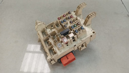 CAIXA FUSÍVEL TOYOTA COROLLA 1.6 1997 - 2001 (2)