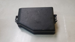 TAMPA CAIXA FUSIVEL HYUNDAI HB20 2018