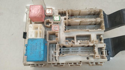 CAIXA FUSÍVEL TOYOTA COROLLA 1.8 2.0 2009 - 2015 (3)