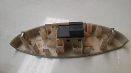 BOTÃO VIDRO ELÉTRICO DIANTEIRO DIREITO LIFAN 320 2011