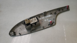 BOTÃO VIDRO ELÉTRICO TRAS. DIREITO TOYOTA COROLLA 2009-2014