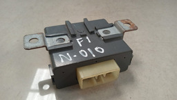 MÓDULO AMPLIFICADOR ANTENA MITSUBISHI PAJERO 2002