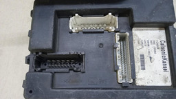 MÓDULO BCM NISSAN VERSA 1.6 2013 (3)