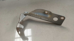 BRAÇO CAPÔ LADO ESQUERDO NISSAN FRONTIER 2008 - 2015