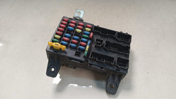 CAIXA FUSÍVEL JAC J6 2011 - 2014