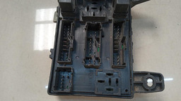 CAIXA FUSÍVEL JAC J6 2011 - 2014