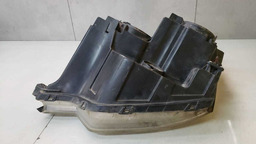 FAROL DIREITO GM CAPTIVA 2008 A 2015 COM DETALHE