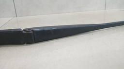 BRAÇO LIMPADOR PARABRISA LADO E. RENAULT FLUENCE 2011 - 2016 ESQUERDO