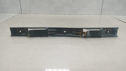 GUIA PARA-CHOQUE TRASEIRO DIREITO VW SAVEIRO G3 1999 2000