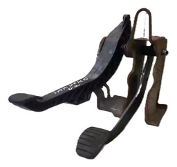 PEDAIS FREIO E EMBREAGEM RENAULT SANDERO 2012 2013 2014