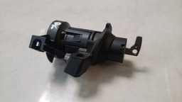 MIOLO C/ CHAVE TAMPA TRASEIRA MERCEDES C200 2012 A2047500061