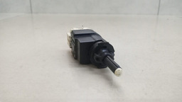 SENSOR PEDAL FREIO RENAULT DUSTER 1.6 2012 A 2014 (2)