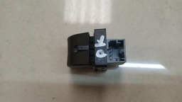 BOTÃO VIDRO ELÉTRICO TRASEIRO DIREITO AUDI A4 2012