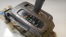 ALAVANCA MARCHA TOYOTA COROLLA 1997 A 2001 AUTOMÁTICO