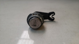 MIOLO CHAVE TAMPA TRASEIRA GM ONIX 2013 2014 2015 2016