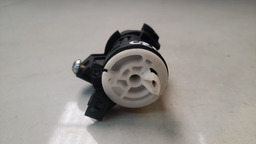 MIOLO TAMPA TRASEIRA MERCEDES C200 2012 A2047500061 (2)