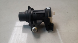 MIOLO TAMPA TRASEIRA MERCEDES C200 2012 A2047500061 (2)