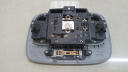 LUZ TETO CORTESIA KIA SORENTO 2010 - 2012